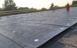 Copertura tetto resistente al vento